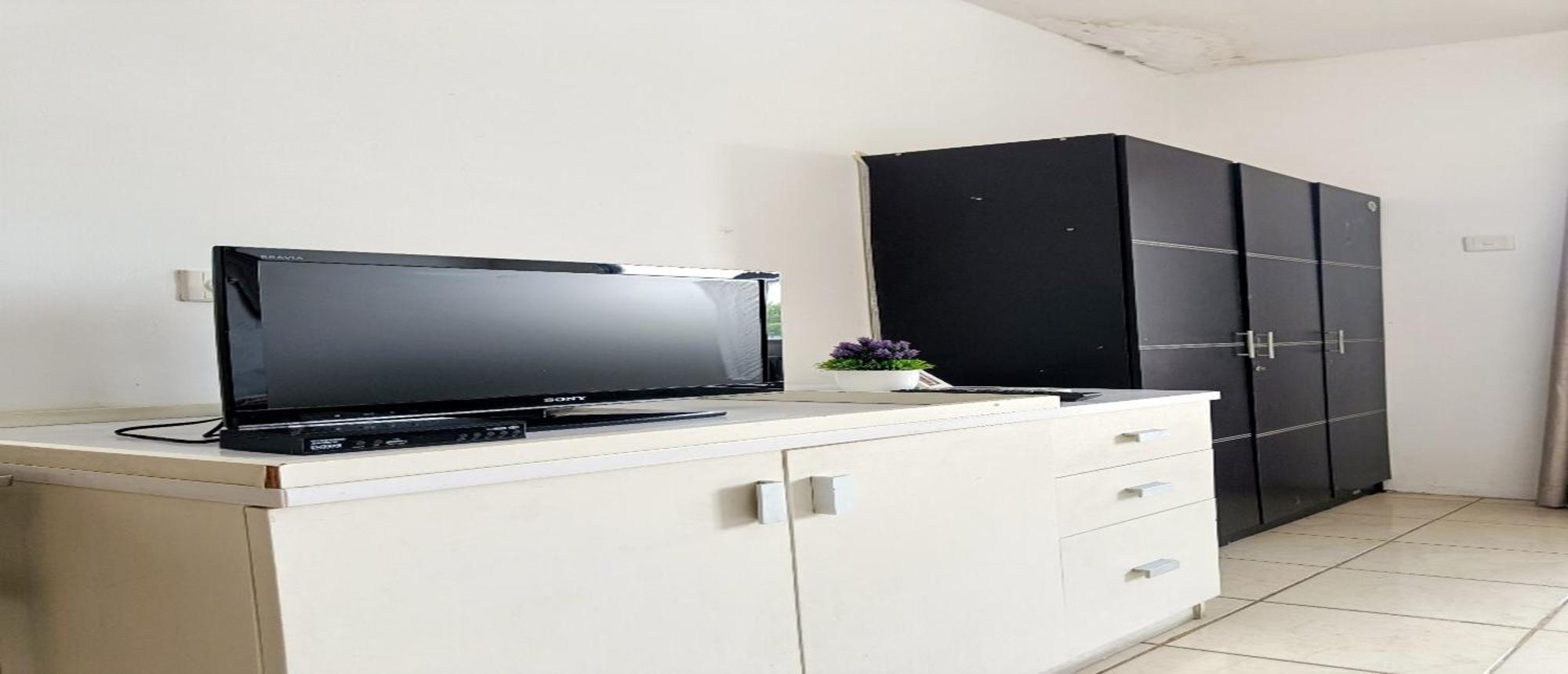 Cozy Studio Room Apartemen Centro City By Nusalink 雅加达 外观 照片